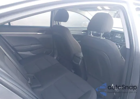 2019 Hyundai Elantra Se z USA, uszkodzony, nr VIN KMHD74LF1KU833673